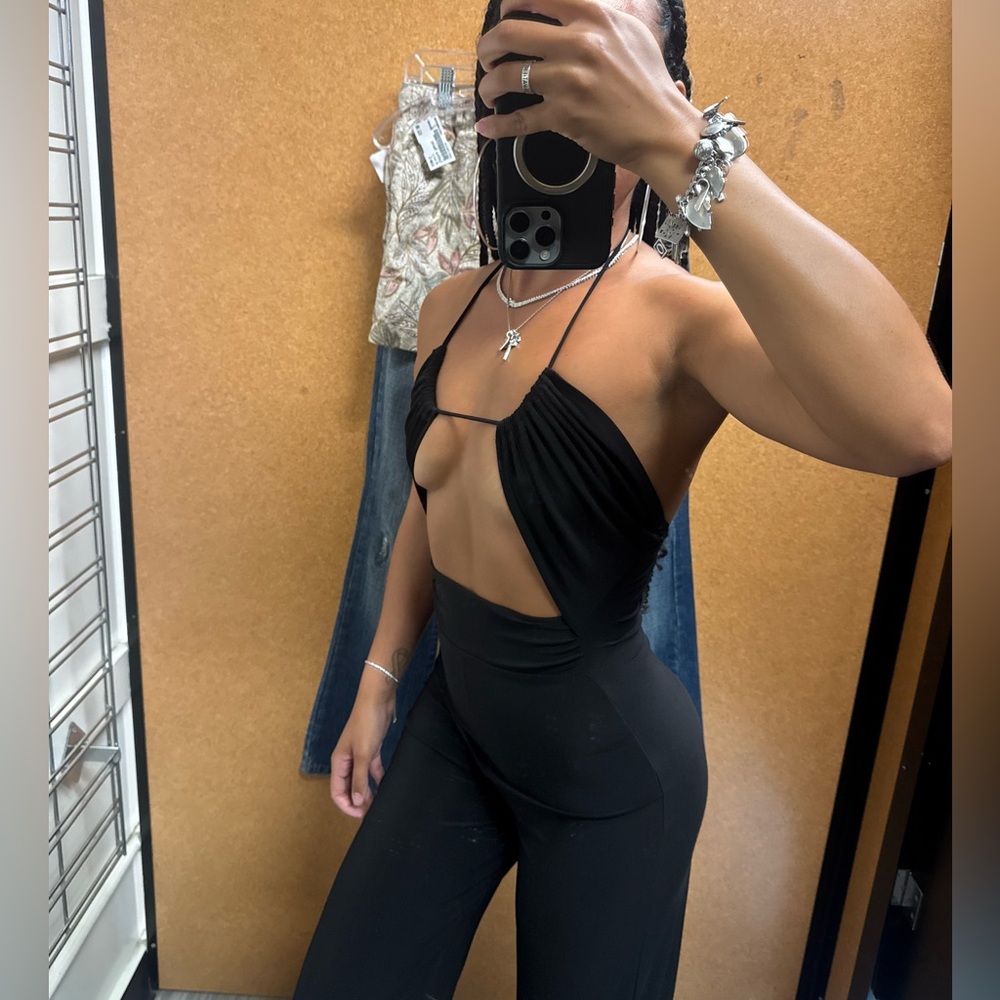 ✌🏼 Elegant Black Halter Jumpsuit | 2 for $10